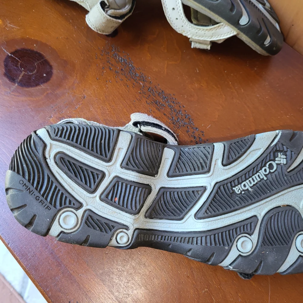 Columbia Light Tan Outdoor Hiking Sandals